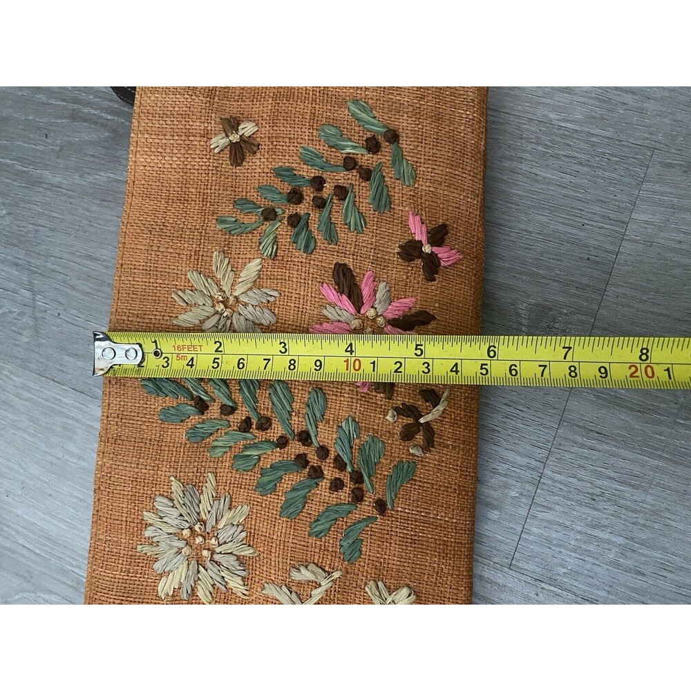 Liz Claiborne Baguette Cross Body Bag Boho Cottagecore Embroidered Flowers Straw - Picture 12 of 15